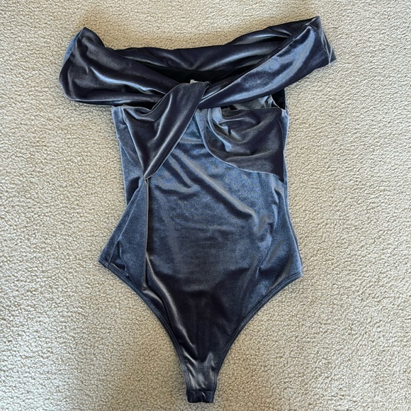 Alix NYC Twisted Bodysuit - Picture 2 of 8